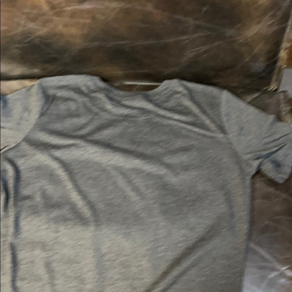 New Valentine’s Day shirt💕 - Picture 2 of 4
